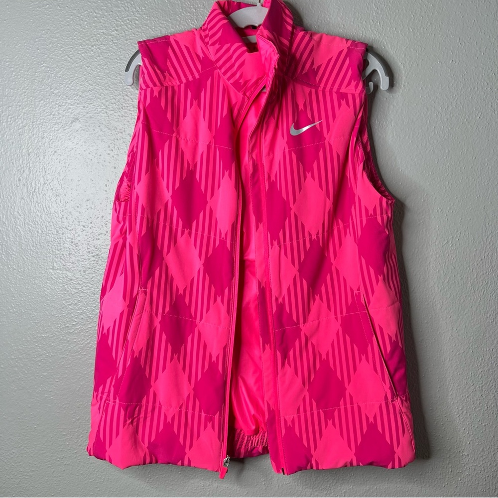 NWOT/Nike women pink puffer vest/Large